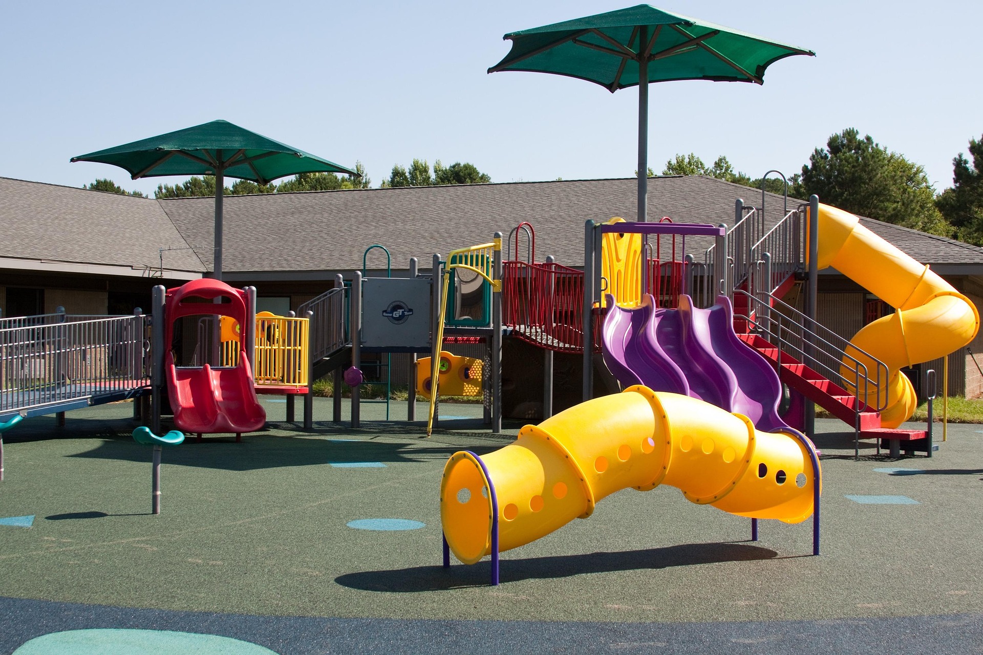 High-Quality Outdoor Playground Equipment for Schools in Dubai – Safe & Durable